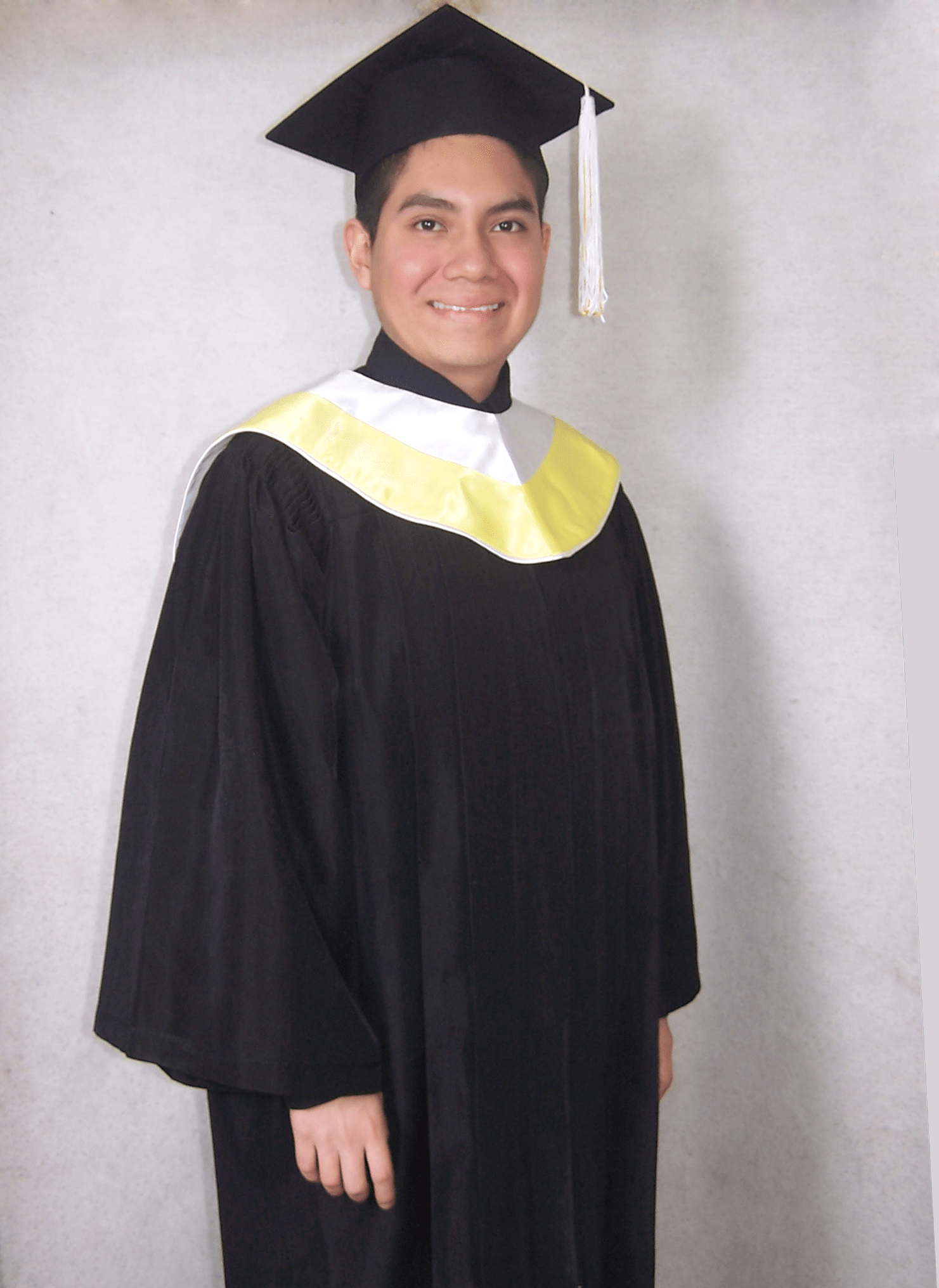 Bruce Rommel Villegas Alva Pontificia Universidad Católica del Perú Toga
